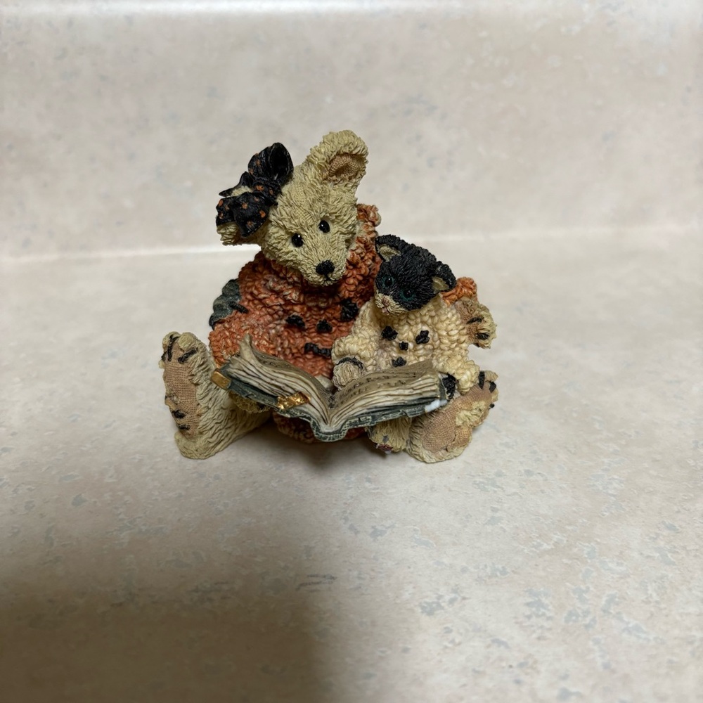 Boyds Bears "Agatha & Shelly Scaredy Cat" #2246 Halloween Pumpkin Ghost Tails